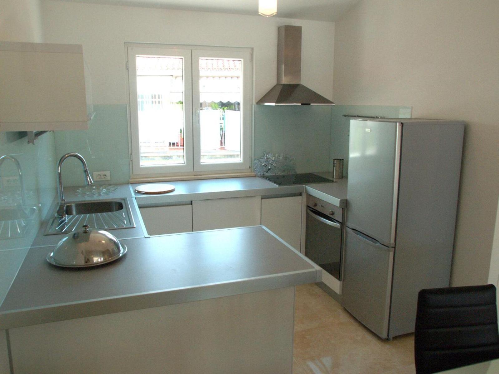 House Merlin Baška Voda Esterno foto
